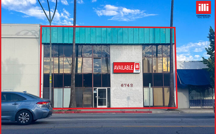 Pictures of Retail, Office property located at 6742 Van Nuys Blvd, Los Angeles, CA 91405 for lease - image #1