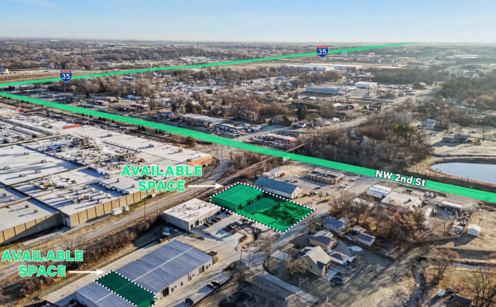 Pictures of Industrial property located at 385 NW 43rd Pl, Des Moines, IA 50313 for lease - image #1