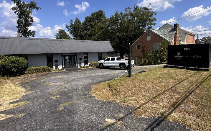 Pictures of Retail, Office property located at 1308 W Poinsett St, Greer, SC 29650 for lease - image #1