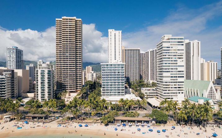 Pictures of Retail, Restaurant property located at 2490 Kalākaua Ave, Honolulu, HI 96815 for lease - image #1