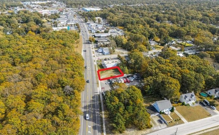 Pictures of Land property located at 586 Montauk Highway, Brookhaven, NY 11967 for lease - image #1