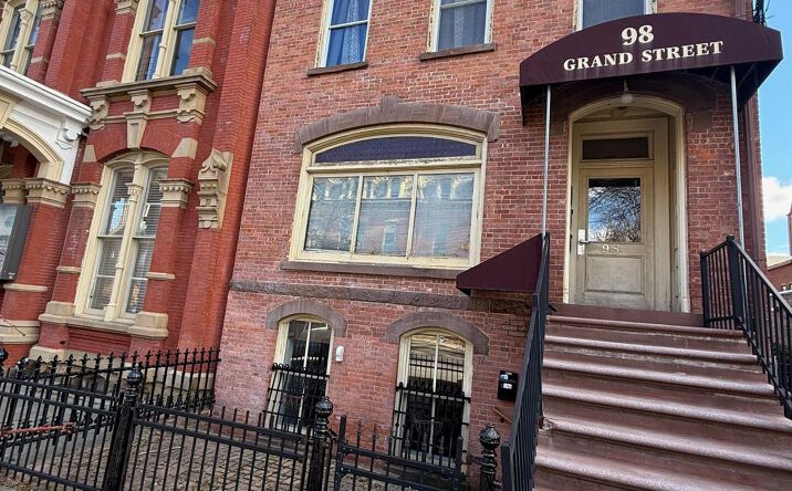 Pictures of Office property located at 98 Grand Street, Newburgh (City), NY 12550 for lease - image #1