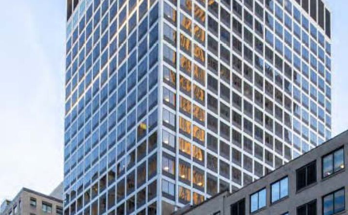 Pictures of Office property located at 200 W Jackson Blvd, Chicago, IL 60606 for lease - image #1