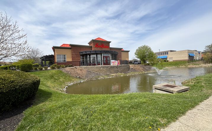 Pictures of Retail property located at 5013 Bowen Dr, Mason, OH 45040 for lease - image #1