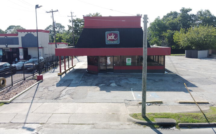 Pictures of Retail, Restaurant property located at 8410 Hillcroft St, Houston, TX 77096 for lease - image #1