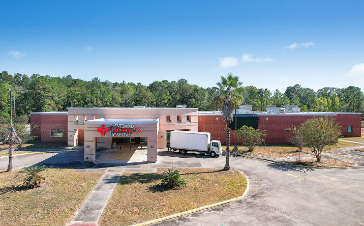 Pictures of Office property located at 1017 S Travis Ave, Cleveland, TX 77327 for lease - image #1