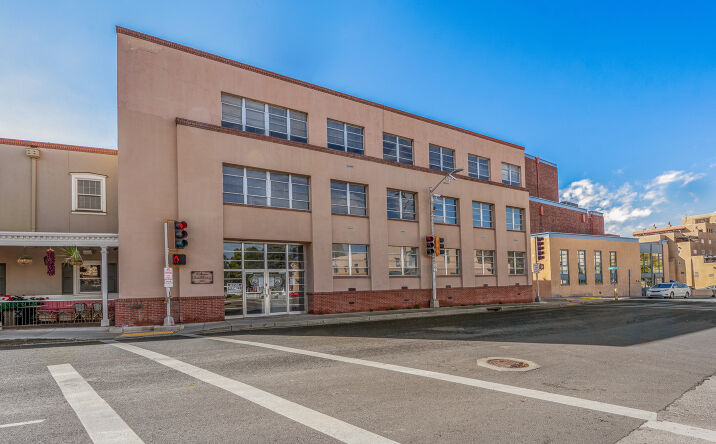 Pictures of Retail, Office property located at 142 W Palace Ave, Santa Fe, NM 87501 for lease - image #1