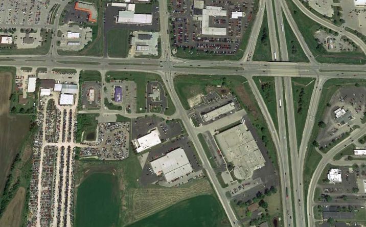 Pictures of Industrial property located at N6650/N6654 W Rolling Meadows Dr, Fond du Lac, WI 54937 for lease - image #1