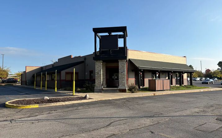 Pictures of Retail, Restaurant property located at 4875 28th St SE, Grand Rapids, MI 49512 for lease - image #1