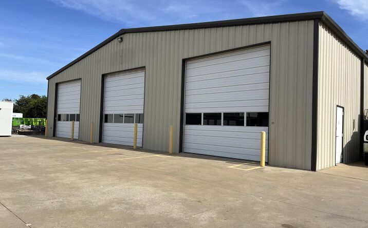 Pictures of Industrial property located at 511 N Elm St, Jenks, OK 74037 for lease - image #1