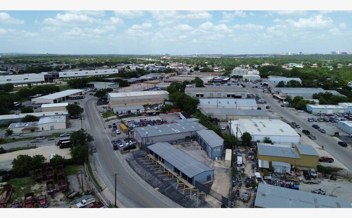 Pictures of Office property located at 7038 Eckhert Rd, San Antonio, TX 78238 for lease - image #1