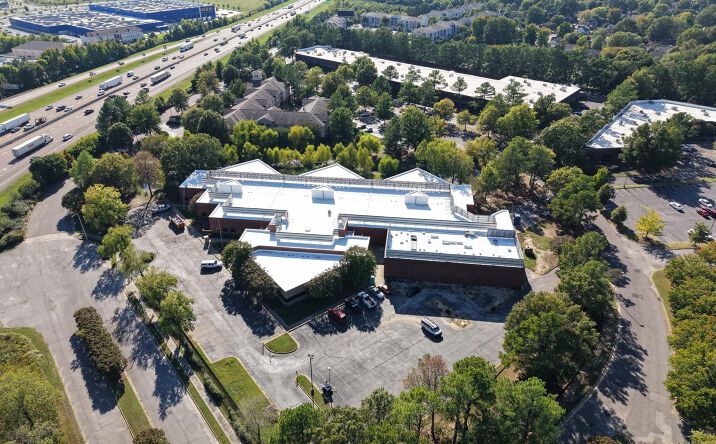 Pictures of Industrial property located at 8000 Horizon Center Blvd, Memphis, TN 38133 for lease - image #1
