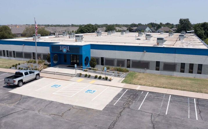 Pictures of Retail property located at 9301 S Western Ave, Oklahoma City, OK 73139 for lease - image #1