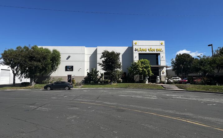 Pictures of Industrial property located at 15710 Goldenwest Cir, Westminster, CA 92683 for lease - image #1