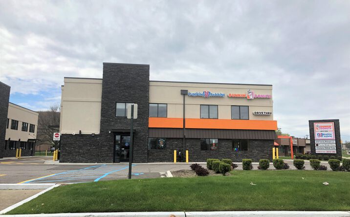 Pictures of Office property located at 28777 Northwestern Highway, Southfield, MI 48034 for lease - image #1