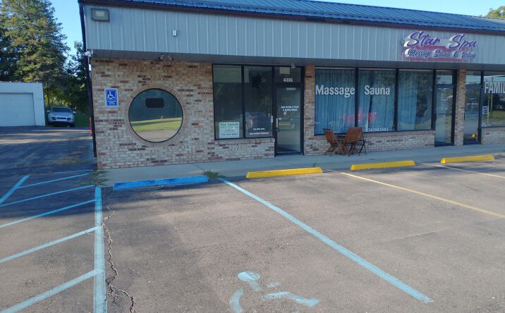 Pictures of Retail, Office property located at 4335 Jackson Road, Ann Arbor, MI 48103 for lease - image #1