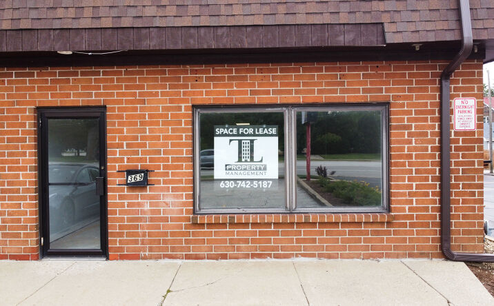 Pictures of Office, Retail property located at 369 N WOOD DALE Road, Wood Dale, IL 60191 for lease - image #1