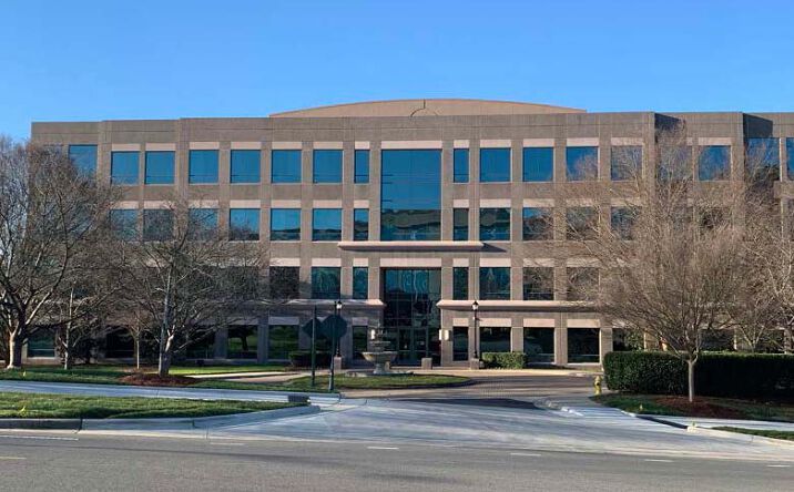 Pictures of Retail property located at 13515 Ballantyne Corporate Pl, Charlotte, NC 28277 for lease - image #1