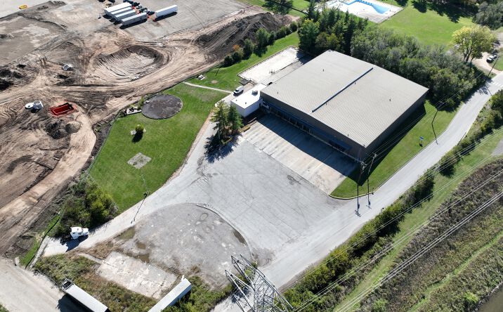 Pictures of Industrial property located at 1520 Riesenberg Ave, Cincinnati, OH 45215 for lease - image #1
