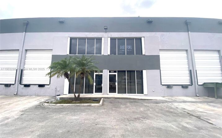 Pictures of Industrial property located at 8202 NW 70th St # 6994, Medley, FL 33195 for lease - image #1