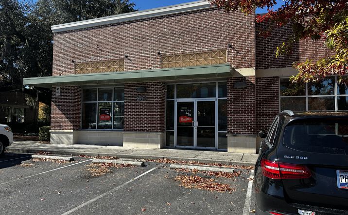 Pictures of Retail property located at 3032 W Montague Avenue # 201, North Charleston, SC 29418 for lease - image #1