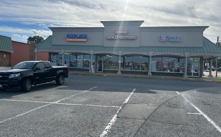 Pictures of Retail property located at 14331 Warwick Blvd, Newport News, VA 23602 for lease - image #1