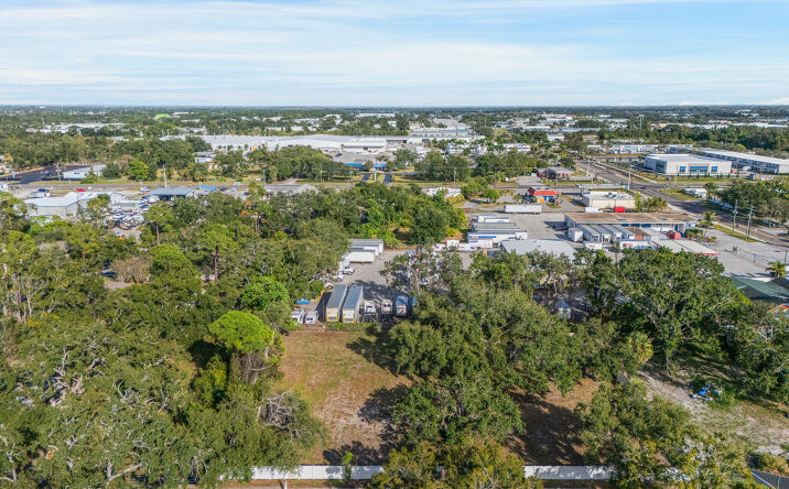 Pictures of Land property located at 1305 Whitfield Ave, Sarasota, FL 34243 for lease - image #1