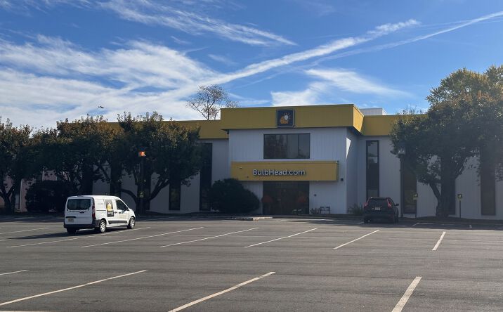 Pictures of Office property located at 79 2 Bridges Rd, Fairfield, NJ 07004 for lease - image #1