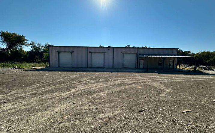 Pictures of Retail, Industrial, Land property located at 709 S State Hwy 78, Farmersville, TX 75442 for lease - image #1