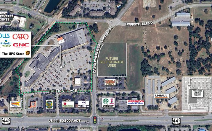Pictures of Retail property located at 2864 David Walker Dr, Eustis, FL 32726 for lease - image #1