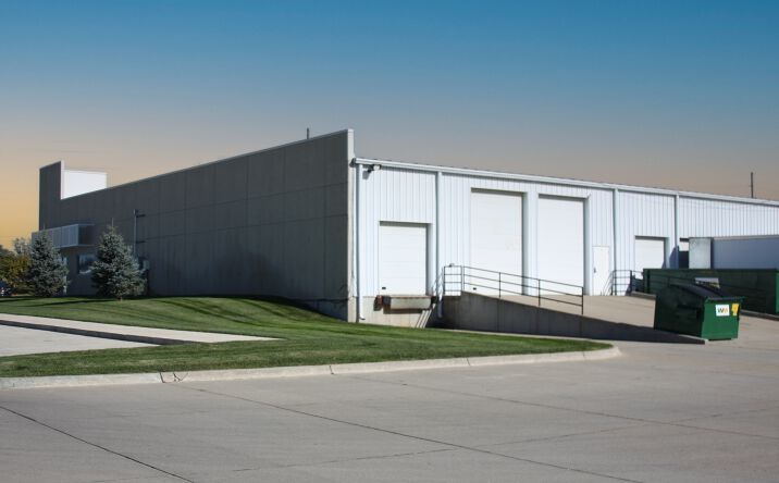 Pictures of Industrial property located at 1501 NE Broadway Ave, Des Moines, IA 50313 for lease - image #1