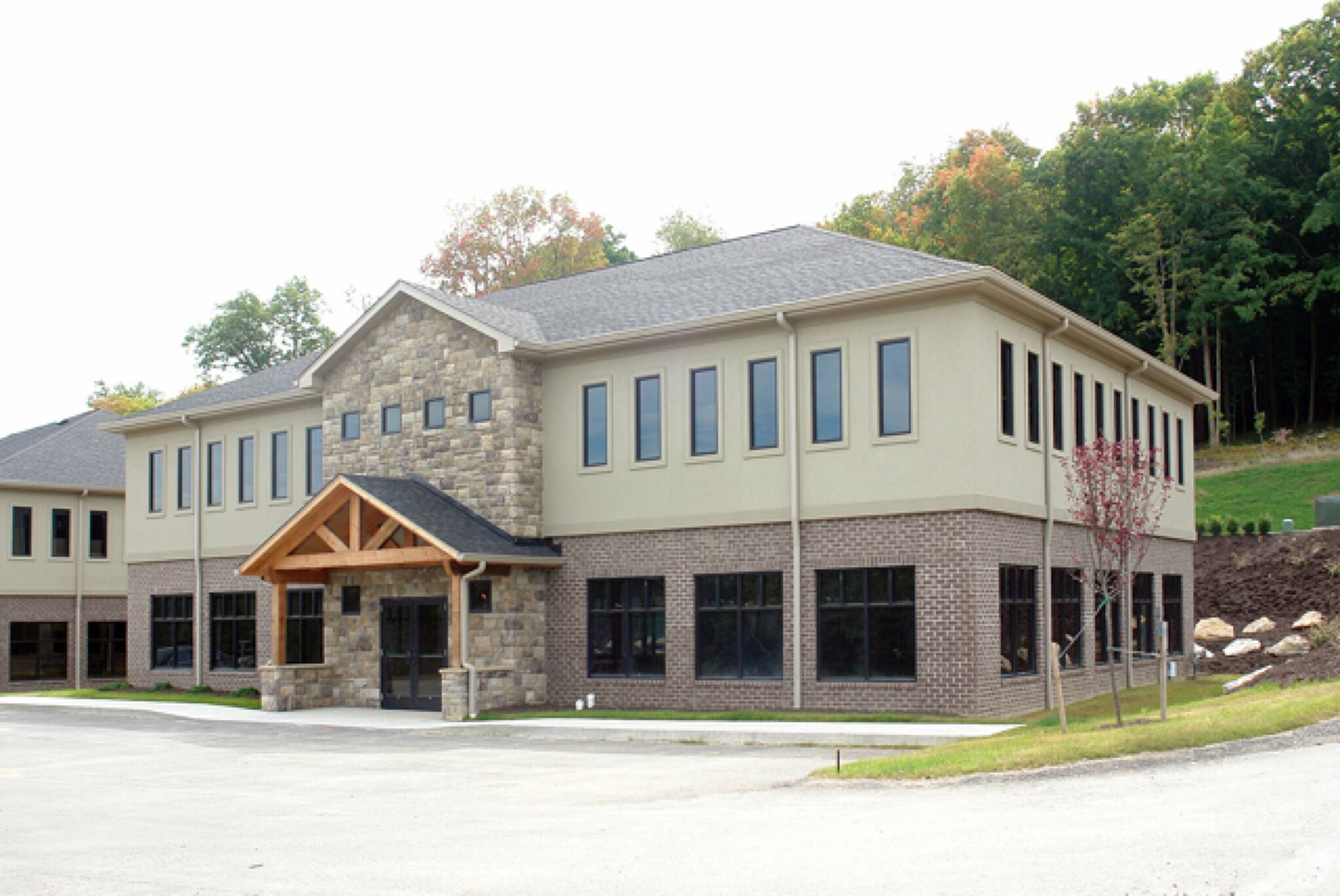 3074943