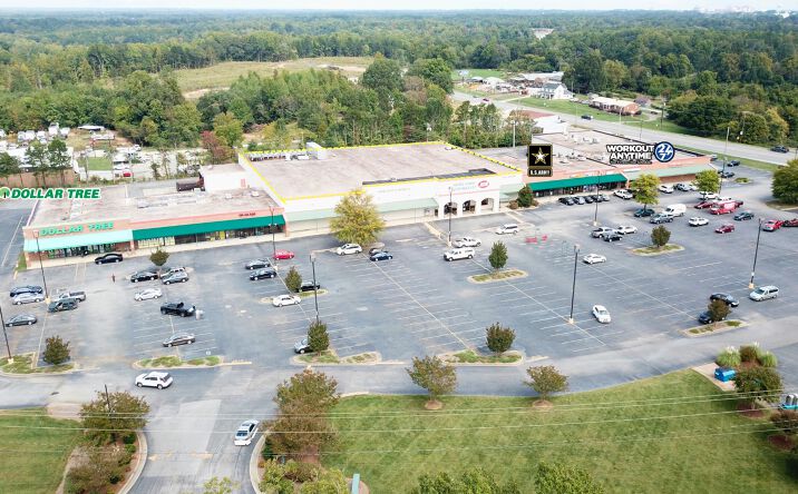 Pictures of Retail property located at 1418 National Hwy, Thomasville, NC 27360 for lease - image #1