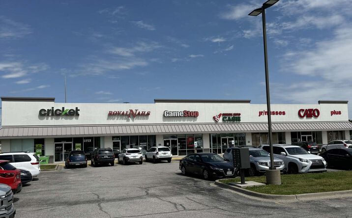 Pictures of Retail property located at 3530 W Sunshine St, Springfield, MO 65807 for lease - image #1