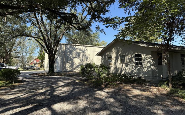 Pictures of Office, Industrial property located at 13181 LA-44, Gonzales, LA 70737 for lease - image #1