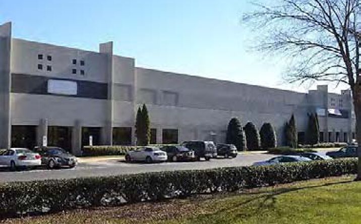 Pictures of Industrial property located at 5808 Long Creek Park Dr, Charlotte, NC 28269 for lease - image #1
