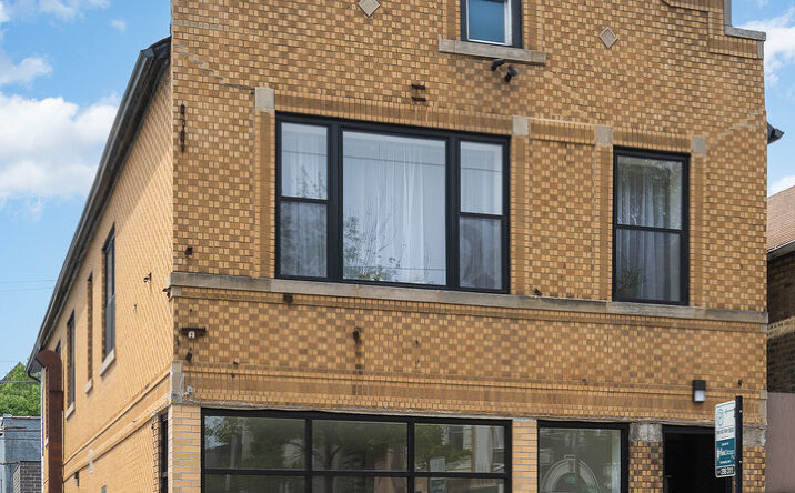 Pictures of Retail property located at 846 N Ashland Avenue 1F, Chicago, IL 60622 for lease - image #1