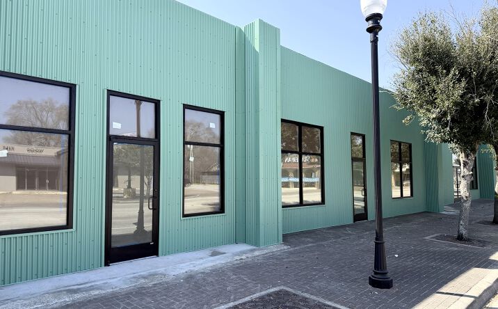 Pictures of Retail, Office, Special Purpose property located at 2533 Calder Ave, Beaumont, TX 77702 for lease - image #1