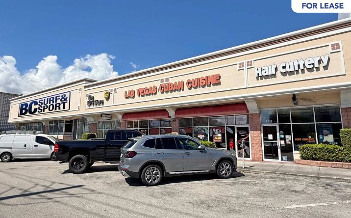 Pictures of Retail property located at 2801-2811 E Oakland Park Blvd, Fort Lauderdale, FL 33306 for lease - image #1
