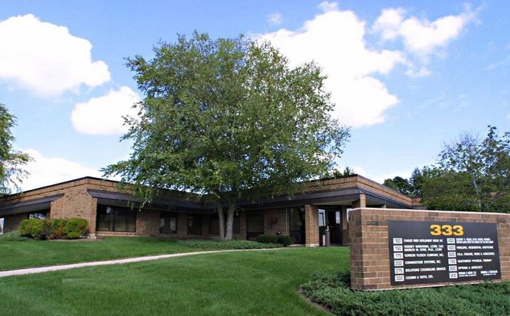 Pictures of Office property located at 333 Commerce Dr, Crystal Lake, IL 60014 for lease - image #1