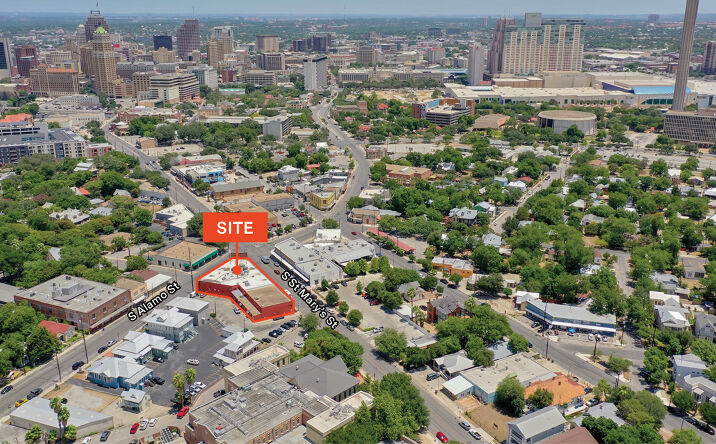 Pictures of Retail property located at 910 S Alamo St, San Antonio, TX 78205 for lease - image #1