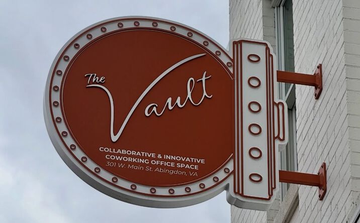 Pictures of Office property located at 301 W Main St, Abingdon, VA 24210 for lease - image #1