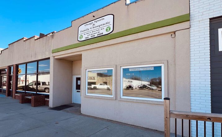 Pictures of Office, Retail property located at 415 Market ST, Osage City, KS 66523 for lease - image #1