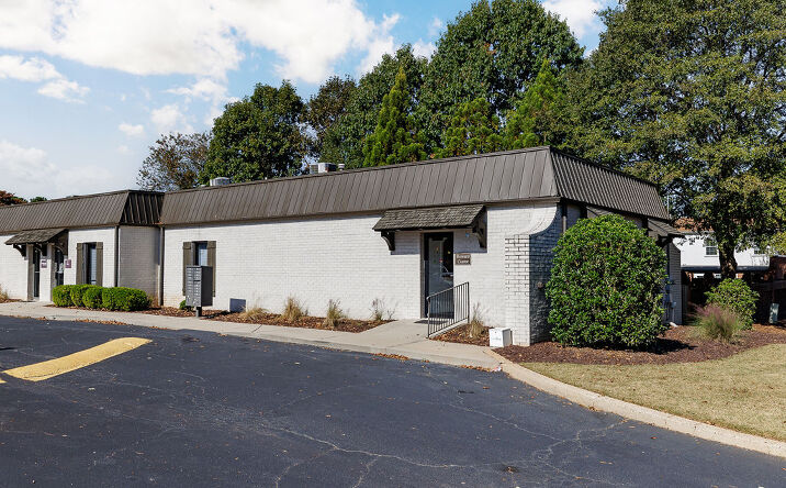 Pictures of Retail, Office property located at 1060 Gaines School Rd, Athens, GA 30605 for lease - image #1