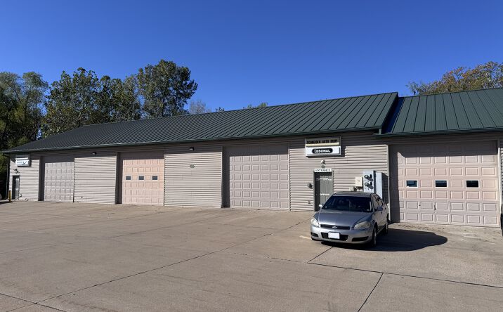 Pictures of Retail, Office, Industrial property located at 4103 White Tiger Ln Ste A-B, Columbia, MO 65202 for lease - image #1