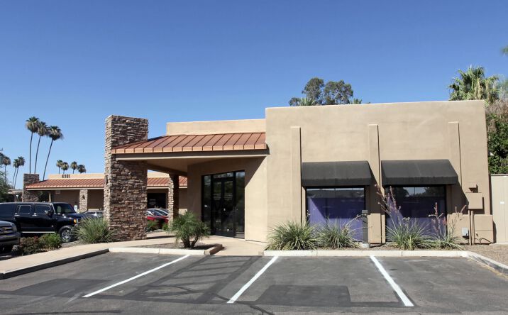 800 N 44th St Phoenix Az 85008