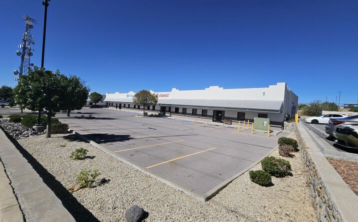 Pictures of Office property located at 2303 Divot Ave, Las Cruces, NM 88001 for lease - image #1