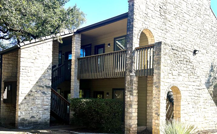 Pictures of Office property located at 4131 Spicewood Springs Rd, Austin, TX 78759 for lease - image #1