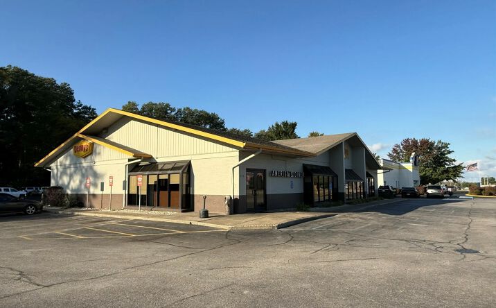 Pictures of Retail, Restaurant property located at 6171 Melton Rd, Portage, IN 46368 for lease - image #1