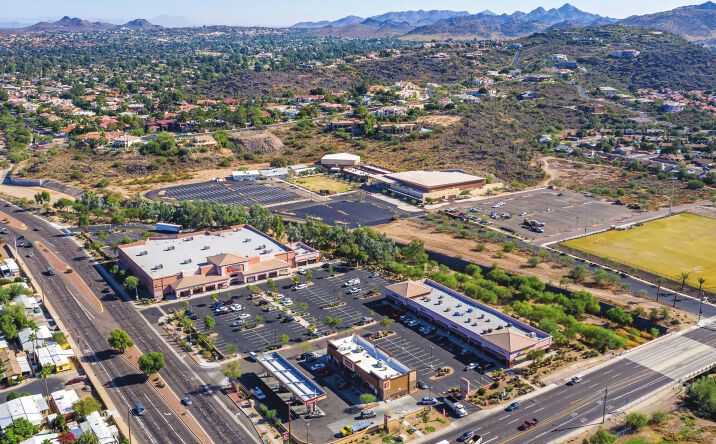 Pictures of Retail, Restaurant property located at SEC Greenway Rd & 19th Ave, Phoenix, AZ 85003 for lease - image #1